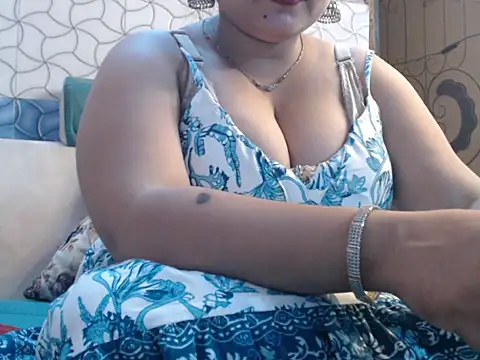 Diamond_Maya – Live XXX-chat