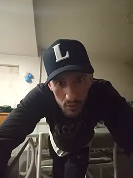 UruUru12's Webcam Show