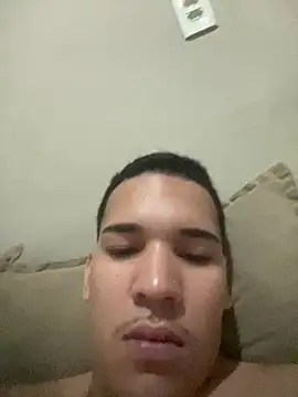 lucasboy01 Webcam-Show