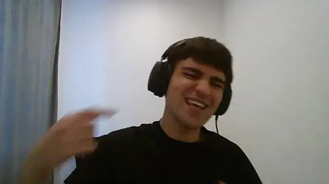 Milocki_g webcam show