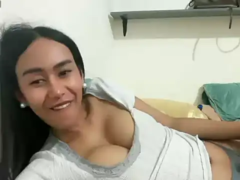 nightbird_xx 网络视讯表演