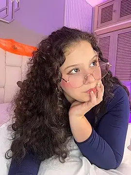salem_cute_'s Webcam Show