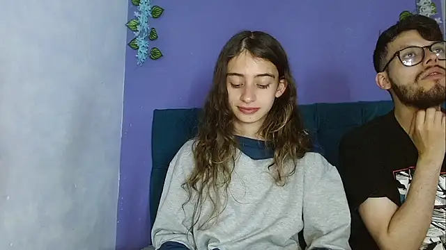 akatalinaandmikemar Show in webcam