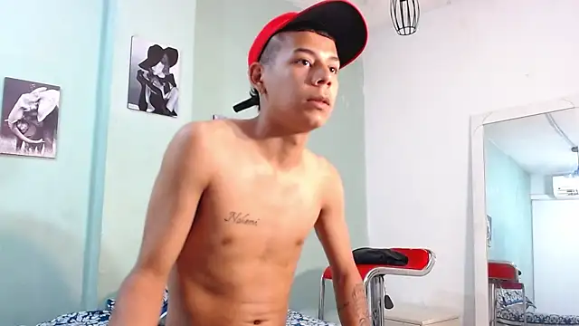 charlie_adams1 Webcam Show