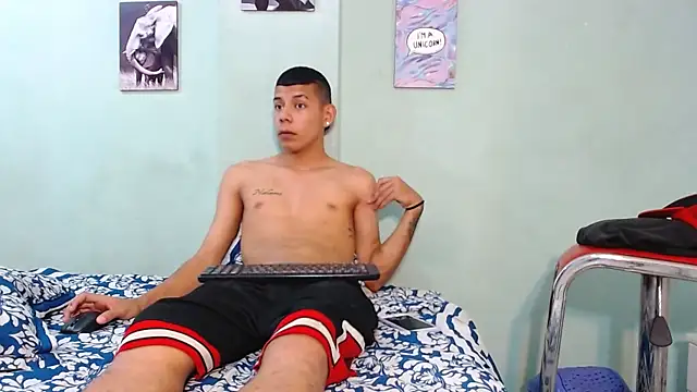 charlie_adams1 Webcam Show