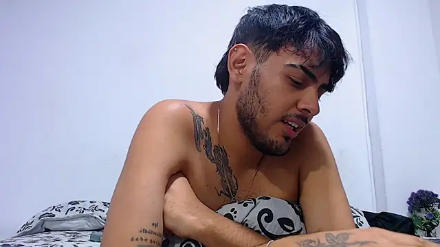 max_chaser21 Webcam Show