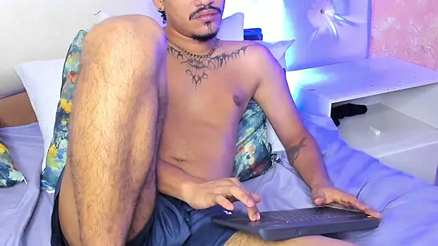 AlexDominus webcam show