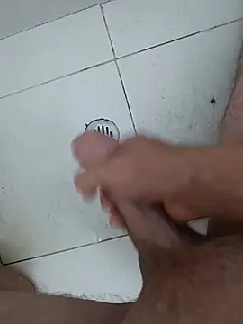 reyvida11 Show in webcam