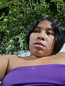 Show modela house_hot11 na web-kameri