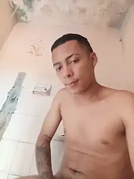 zonukaev777n Webbikameraesitys