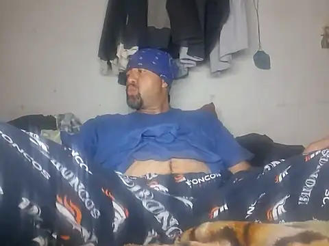 Pokazy przed kamerką – DickNasty6908