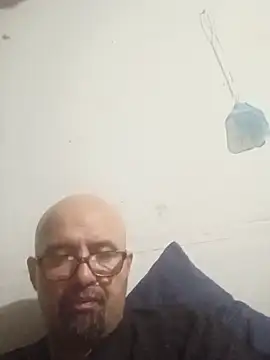 DickNasty6908: διαδικτυακό σόου στην κάμερα