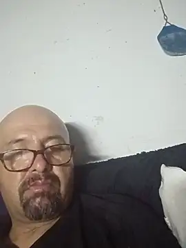 DickNasty6908 Show in webcam