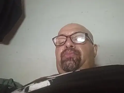 DickNasty6908 网络视讯表演