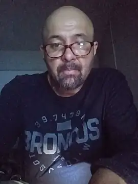 DickNasty6908: διαδικτυακό σόου στην κάμερα
