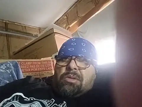 DickNasty6908: διαδικτυακό σόου στην κάμερα