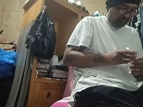 Show modela DickNasty6908 na web-kameri