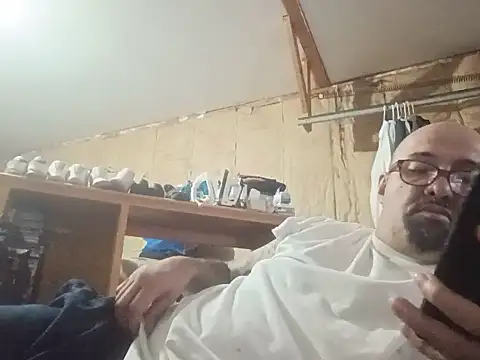 Show modela DickNasty6908 na web-kameri