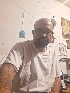 DickNasty6908 Show in webcam