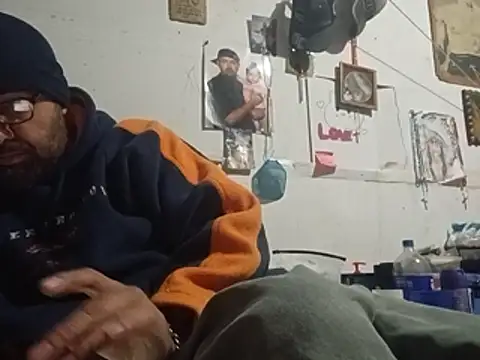 Show modela DickNasty6908 na web-kameri
