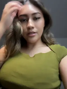giaa_'s Webcam Show
