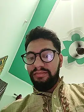הופעת וובקאם של Handsome_guy_