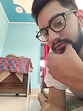 Handsome_guy_n Webbikameraesitys