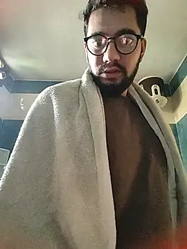 Handsome_guy_: διαδικτυακό σόου στην κάμερα