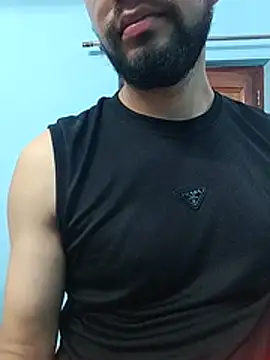 Handsome_guy_n Webbikameraesitys