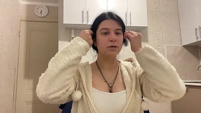 ChrystalWhittet Show in webcam
