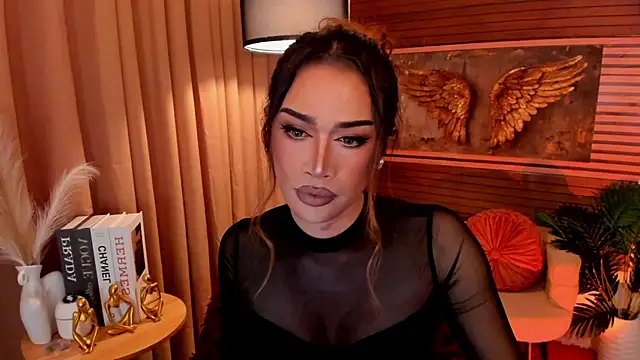 LolaDiva69 Show Webcam