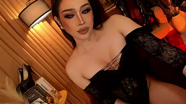 LolaDiva69 webkamerás műsora