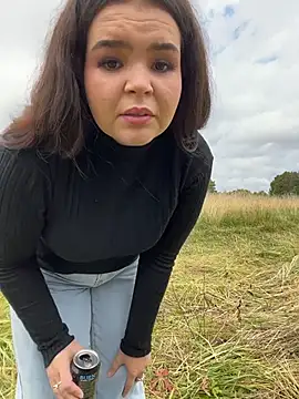 SnowWhiteSin's Live XXX Chat