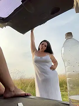 צ'אט XXX בשידור חי של SnowWhiteSin