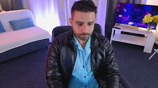 RyannSteel Show in webcam
