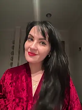 Al-iss Adlı Modelin Canlı XXX Sohbeti