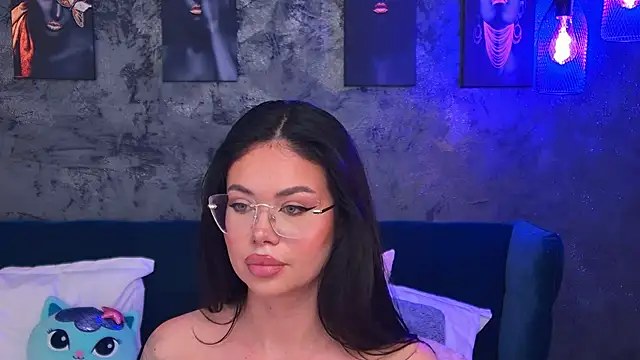 SashaAiko Webcam show