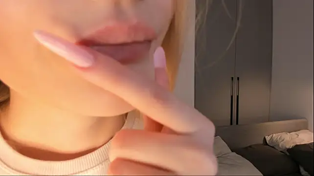 Show de KimikoFolwell na webcam