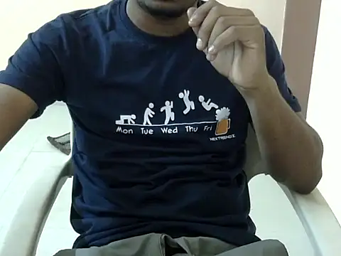 Indiandesi09 Adlı Modelin Web Kamerası Şovu