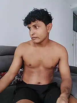 Show modela WildBruno_ na web-kameri