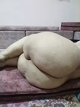 عرض كام Mama_Queeen_9