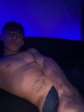 Aron_boy Шоу с уебкамера