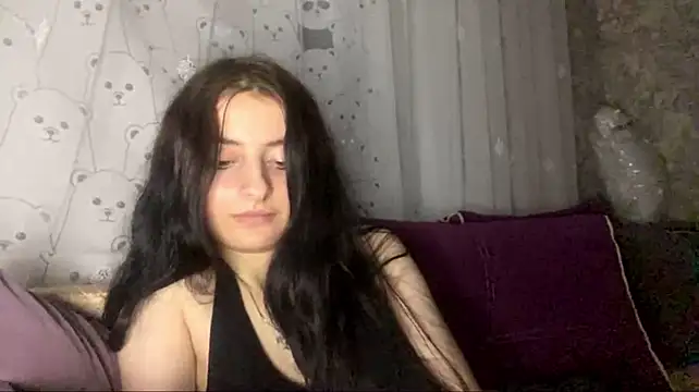 Chat +18 de LucyOldershaw ao vivo