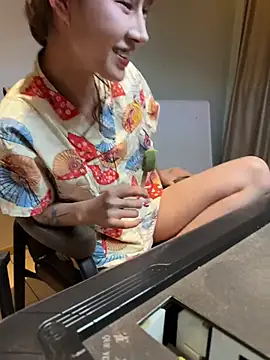Laosilaisi-xx webcam show