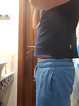 Kazimkazim18cm webcam show