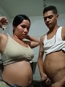 Hot_and_rich_daniela ওয়েবক্যাম শো
