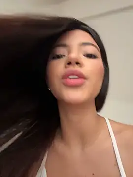 GoodGirlGoneBack webcam show