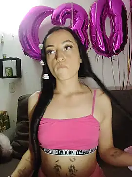 Meegann_Lovee webkamerás műsora