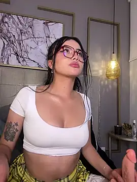 Holy_Moon_ Chat XXX live