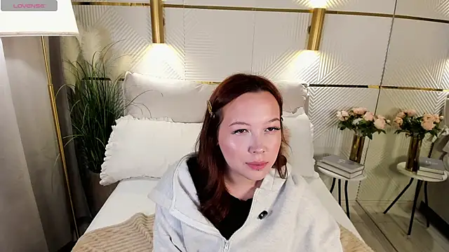 Chat +18 de Katie_Ray ao vivo